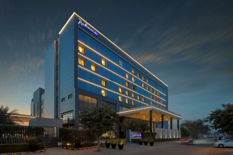 Гостиница Radisson Blu Faridabad в Фаридабаде