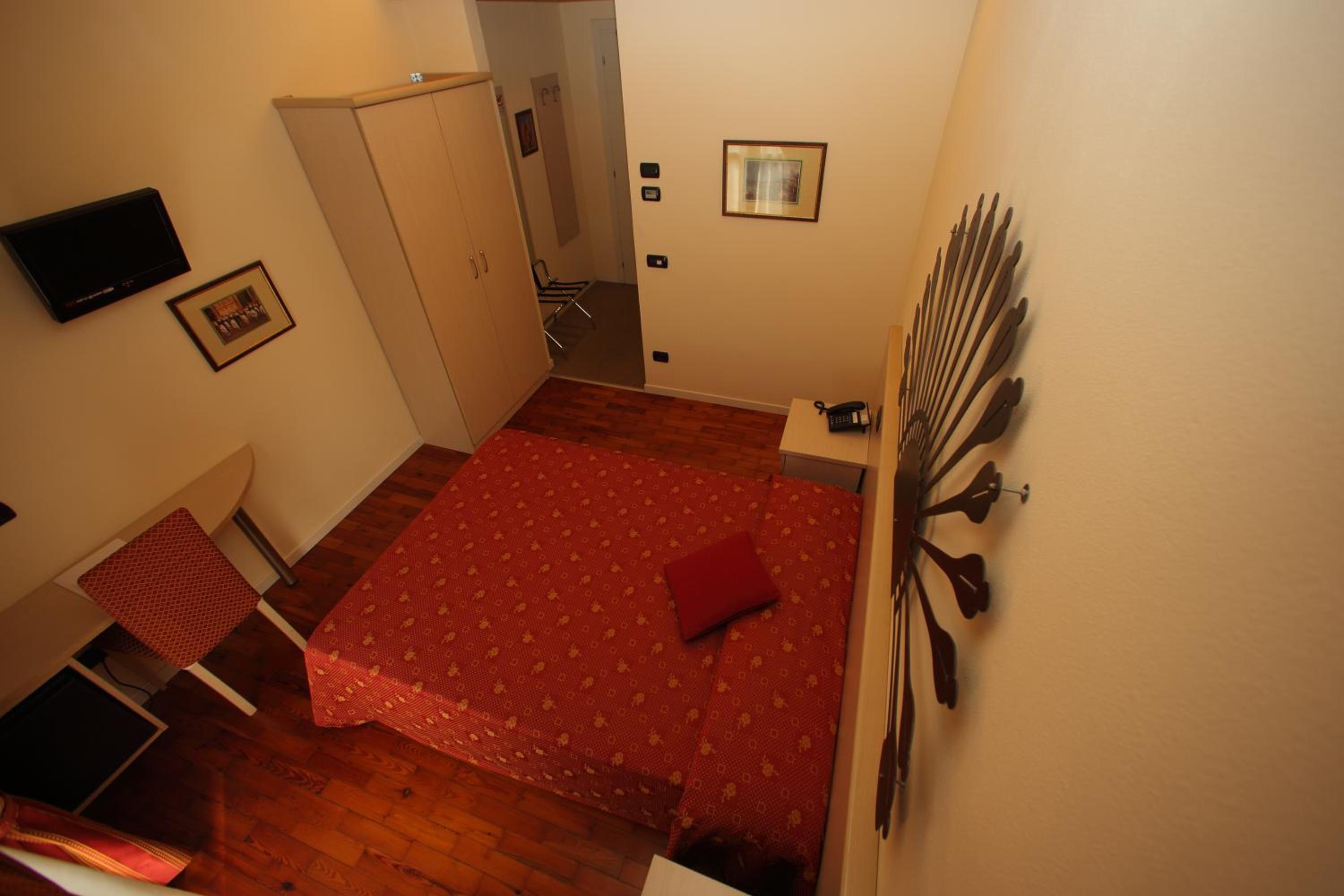 Фото Hotel Fioroni