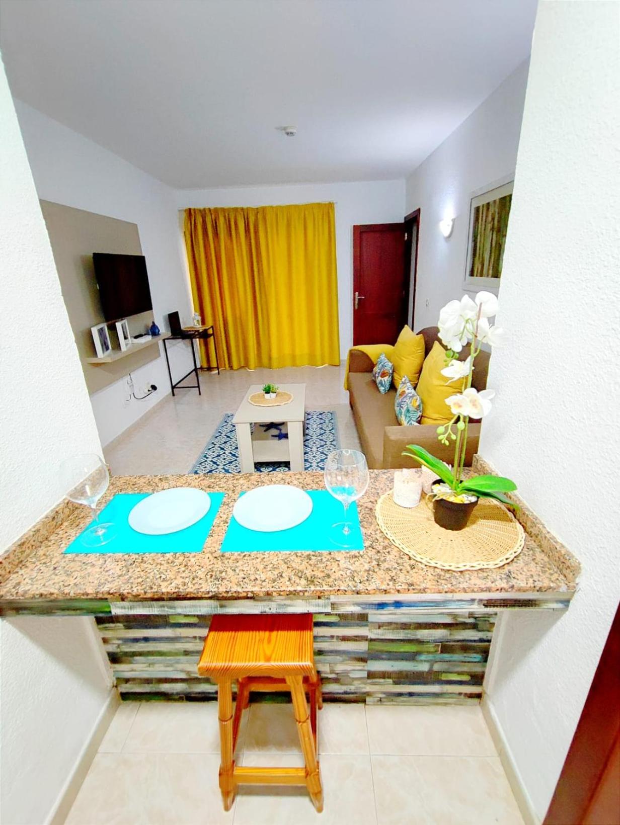 Фото RT-Apartamentos Guinea