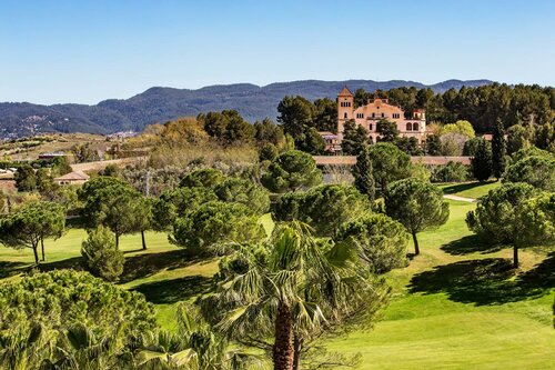 Гостиница Hotel Barcelona Golf Resort & SPA