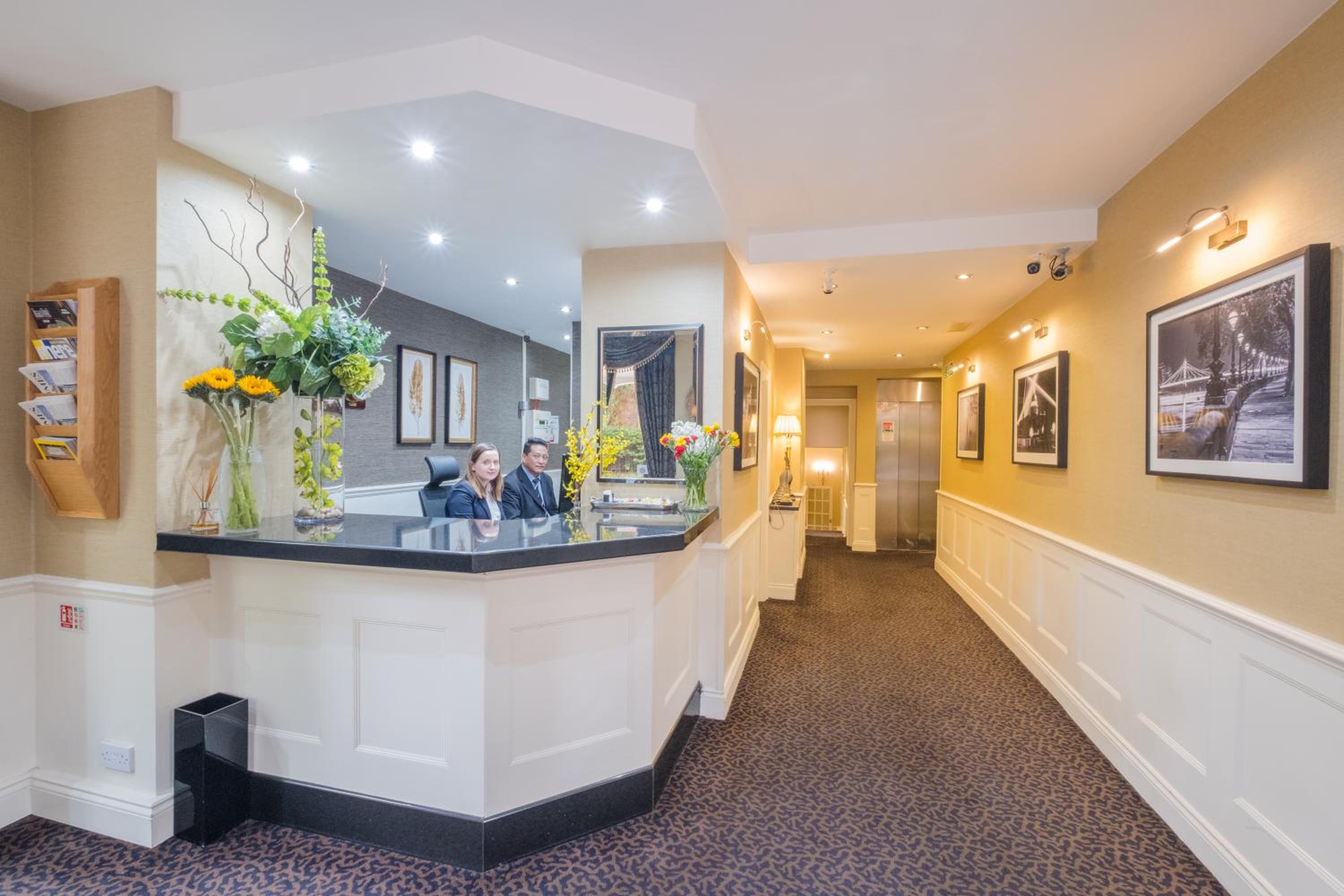 Фото Collingham Serviced Apartments