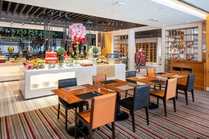 Гостиница Holiday Inn Tianjin Riverside