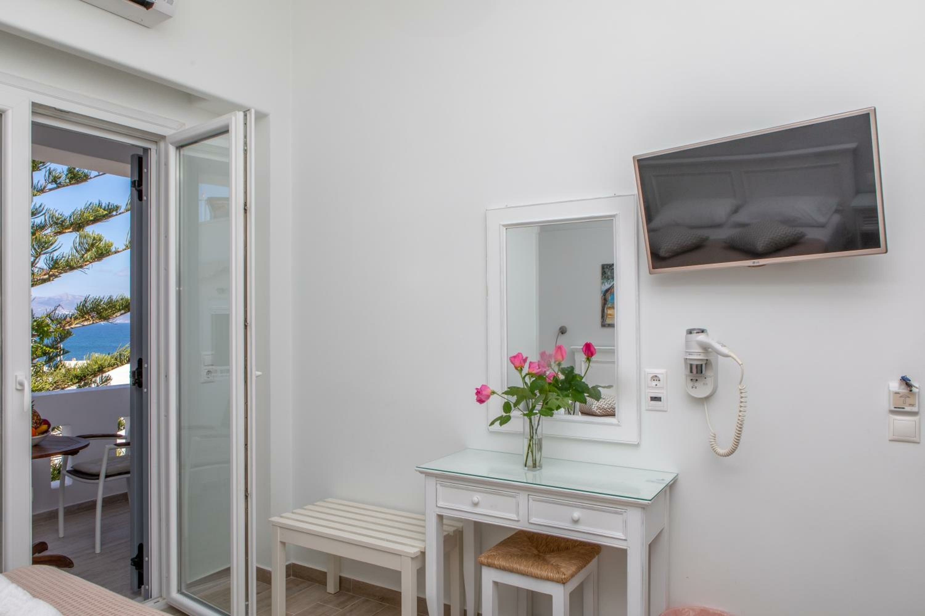 Фото Nikos Verikokos Studios