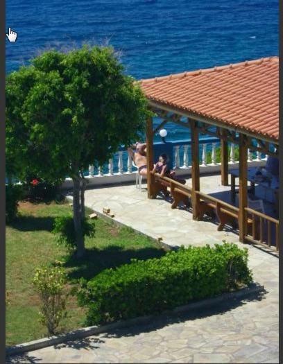 Фото Cypriana Apartments