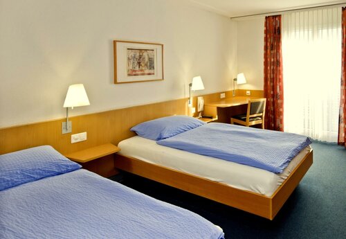 Гостиница Good Night Inn в Бриге