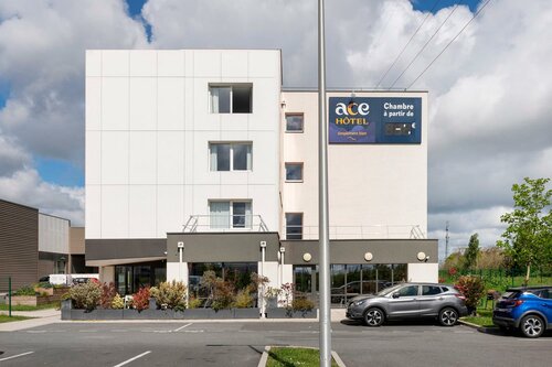 Гостиница Ace Hôtel Paris Sud Villabe