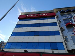 Гостиница Dewy Hotel в Каршияке