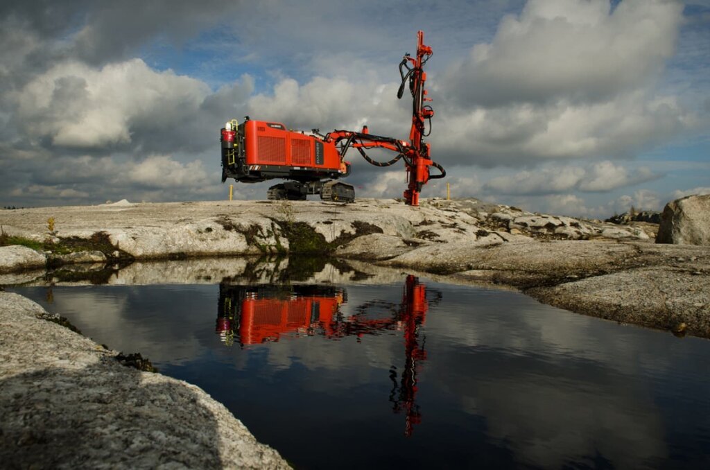 Natural resource extraction Arex Madencilik, Izmir, photo