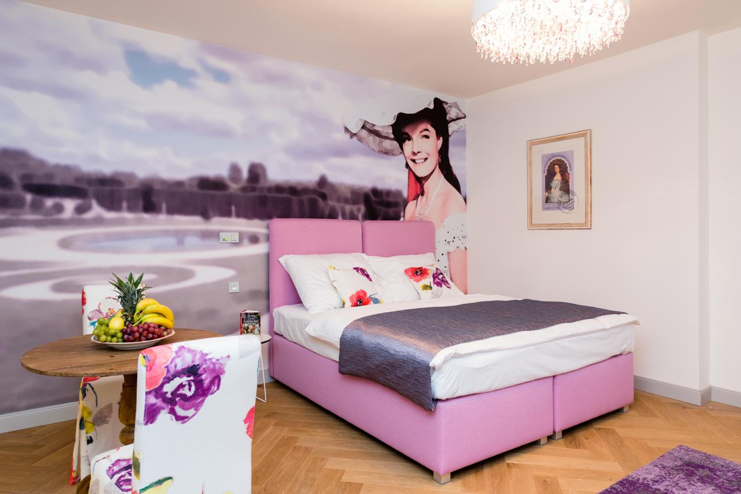 Фото Old Royal Post Hotel