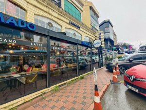 Mado (İstanbul, Çekmeköy, Merkez Mah., Çavuşbaşı Cad., 19A), cafe
