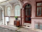 Mant (Istanbul, Sisli, Ergenekon Neighborhood, Poyraz Street, 6A), estudio de arquitectura