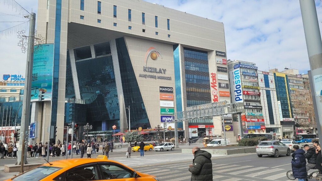 Electronics store MediaMarkt, Ankara, photo