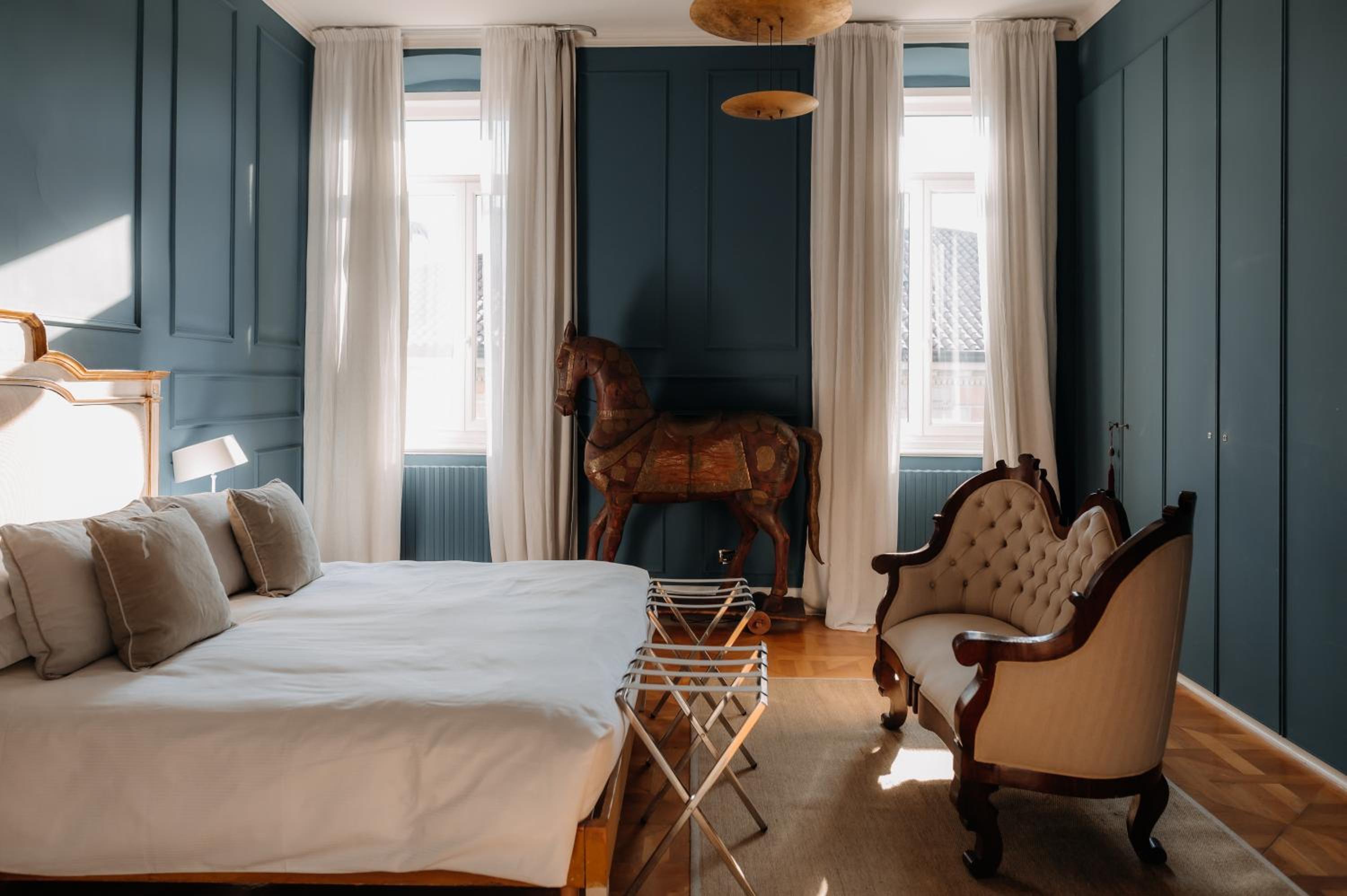 Фото Seven Historical Suites