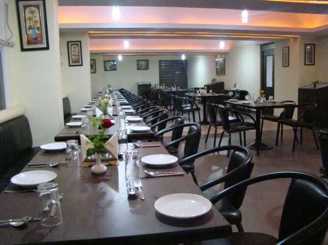 Фото Hotel Grand Bee