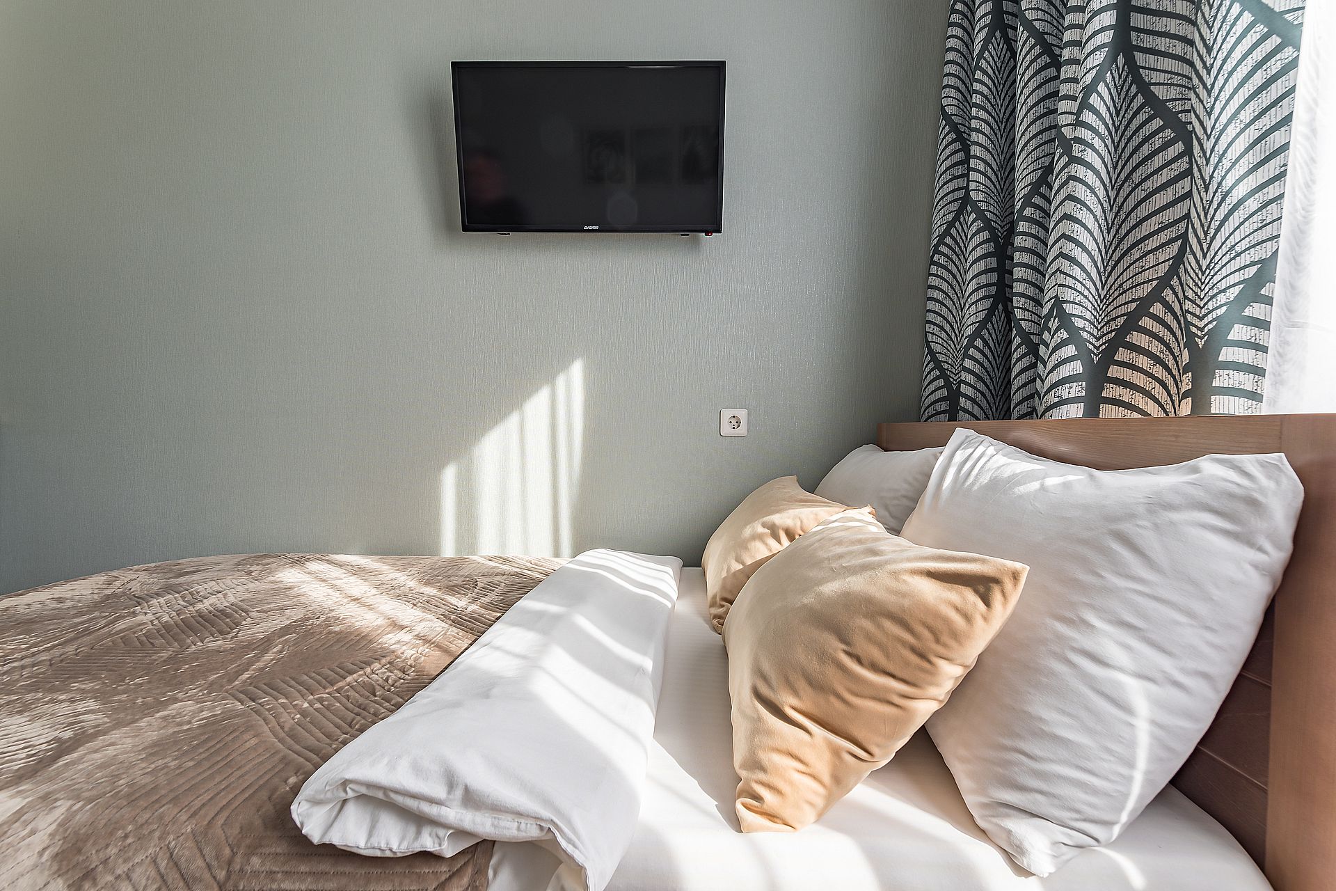 Фото Стрелка на улице Бурнаковская 87