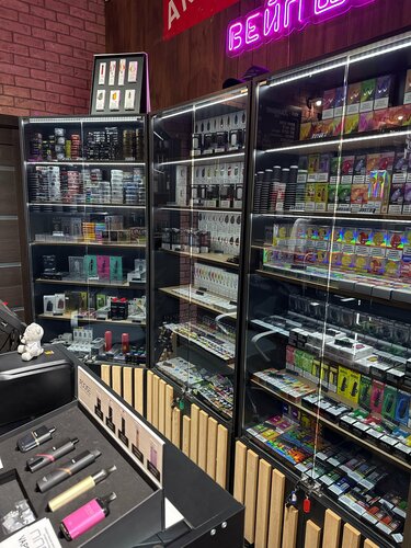 Panorama: VK-Vape 2.0, vape shop, Moscow, Akademika Landau Boulevard, 1 —  Yandex Maps