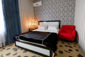 Villa Italy (Krasnodar, mikrorayon Zavod Izmeritelnykh Priborov, Zipovskaya Street, 5/7), hotel