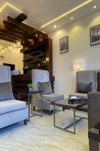 Гостиница Al Qasr Hotel Suites Airport в Хамис-Мушаите
