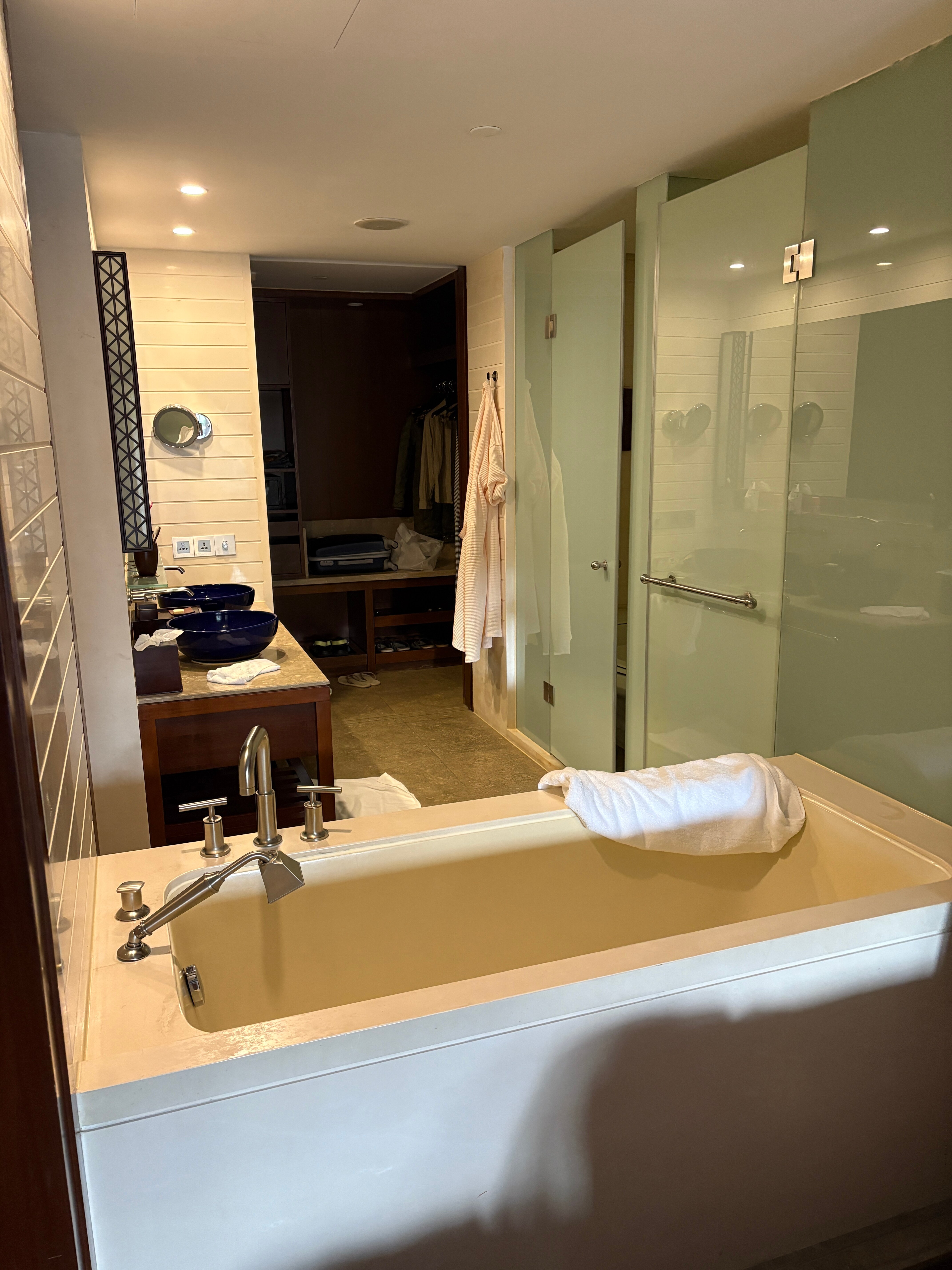 Фото Luhuitou Sanya Resort