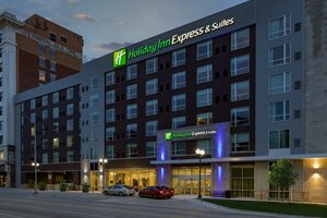 Гостиница Holiday Inn Express & Suites Lincoln Downtown