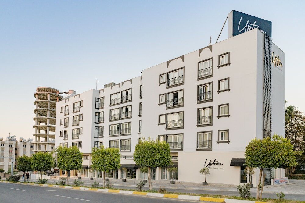 Фото отеля 1