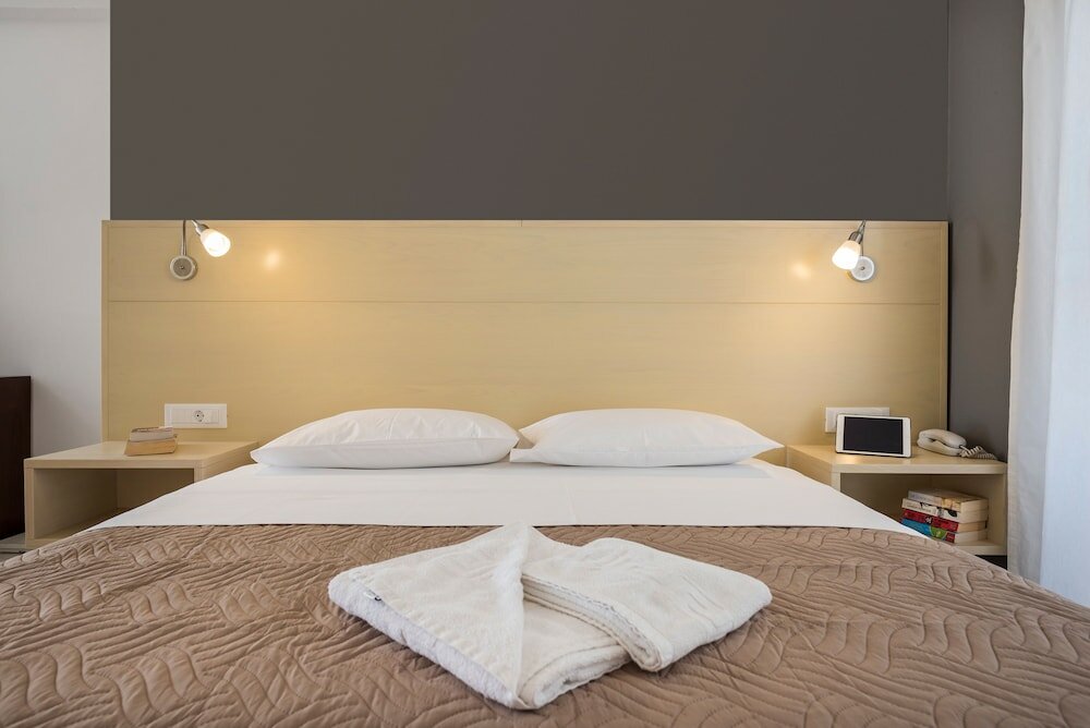 Фото Esplanade Apartments