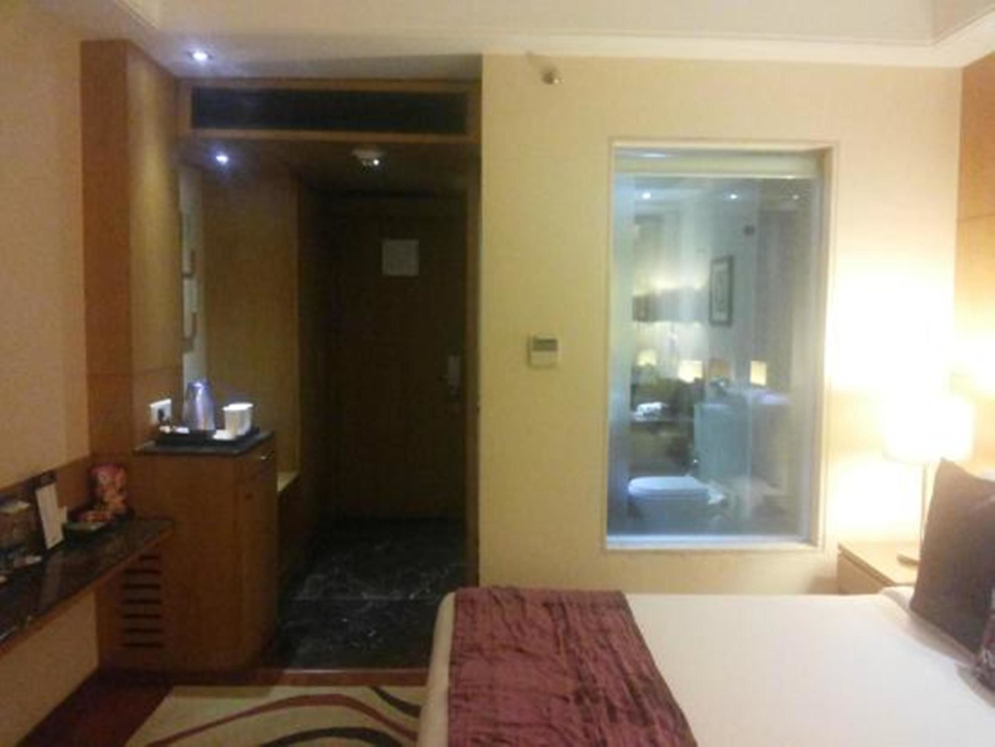 Фото Central Blue Stone