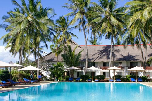 Гостиница Voyager Beach Resort в Кении