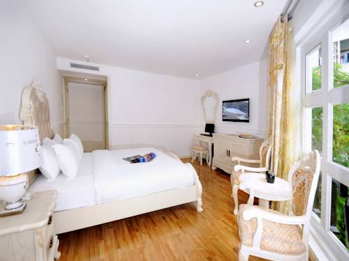 Фото Me Saigon Boutique Hotel