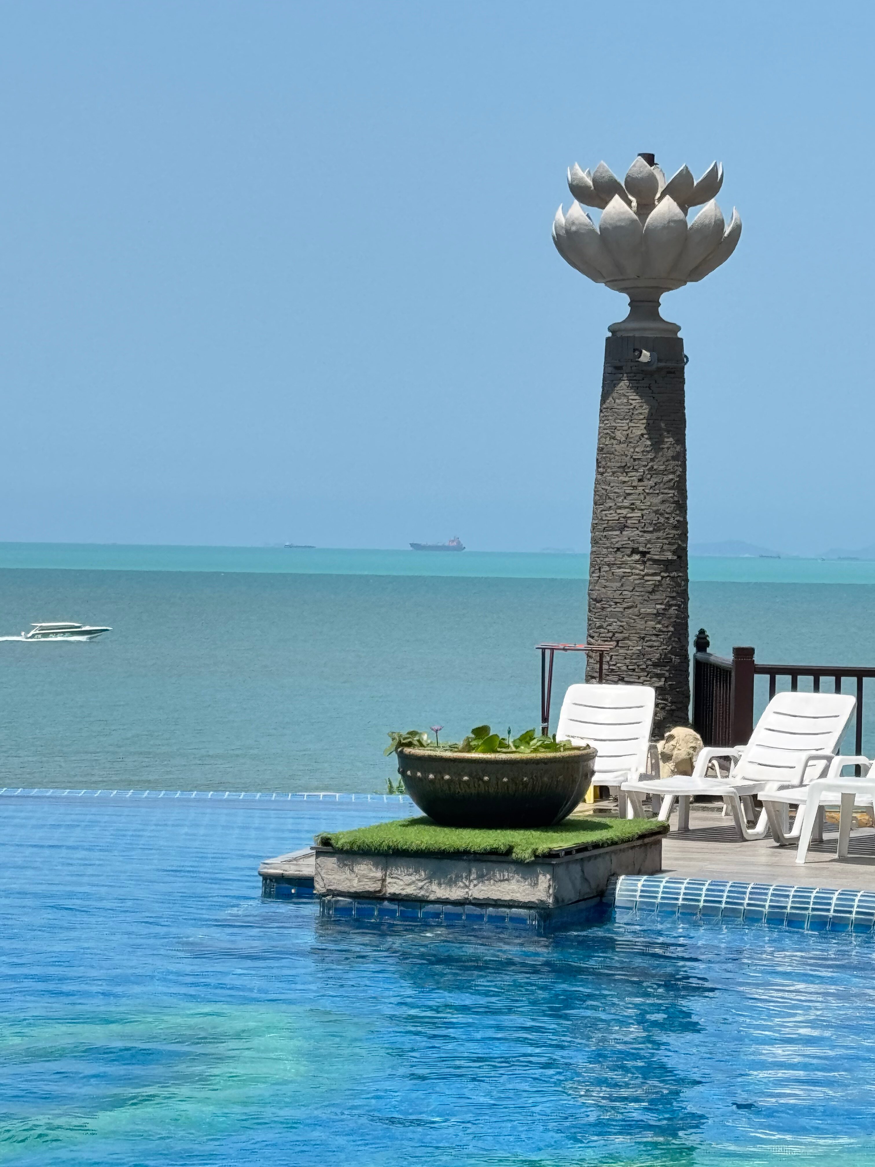 Фото Garden Cliff Resort and SPA