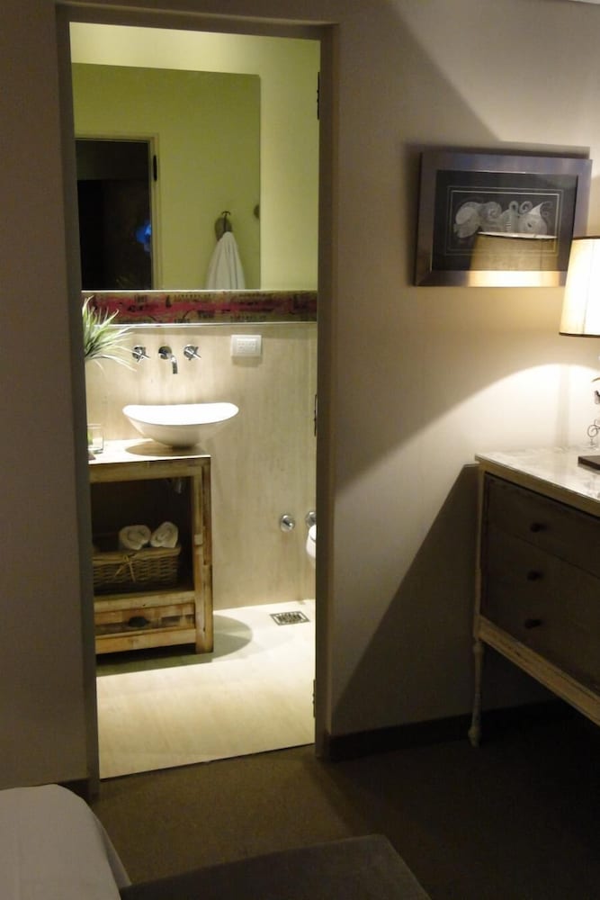 Фото Ambit Boulevard Hotel Boutique