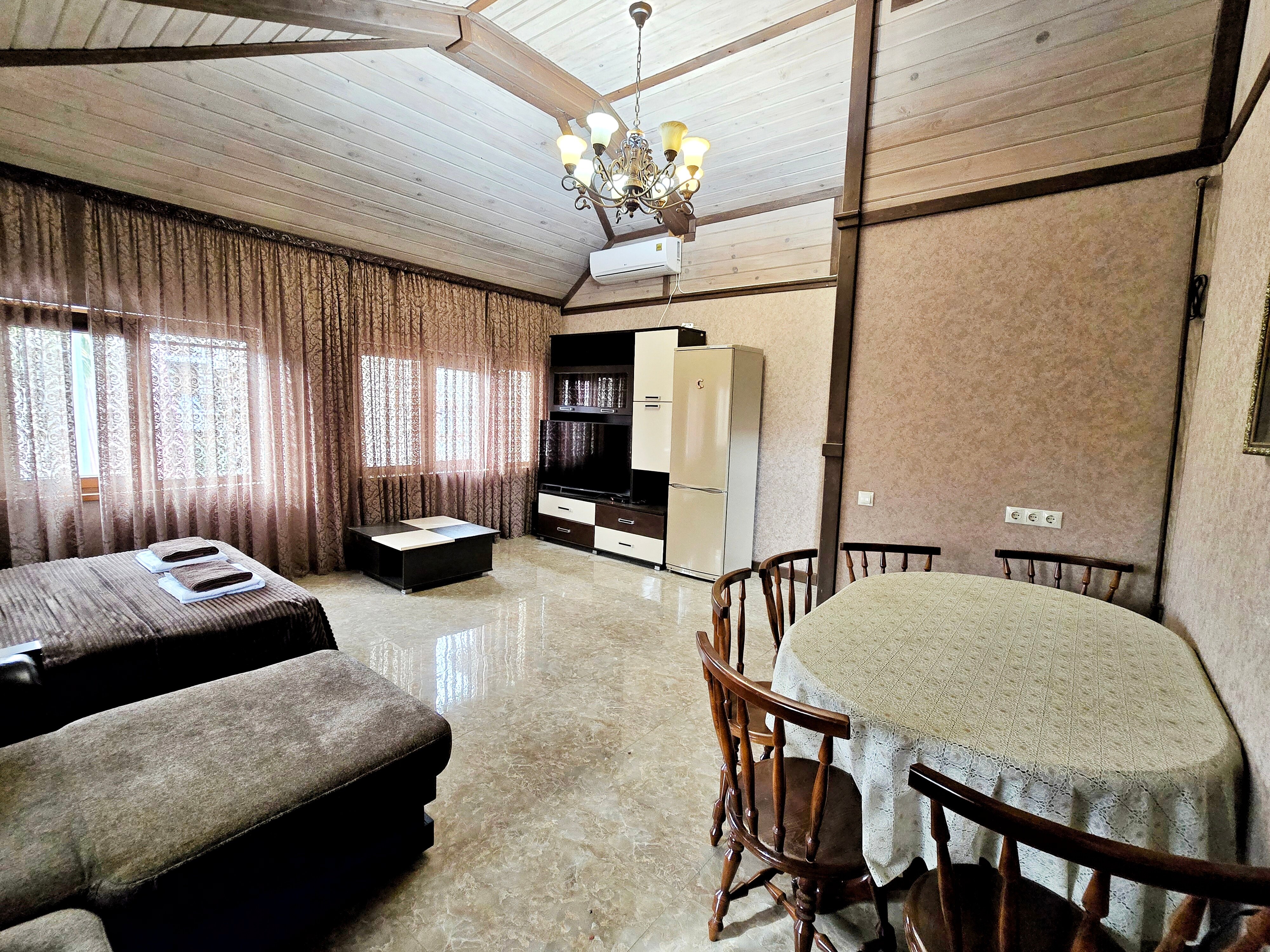 Фото Адриус