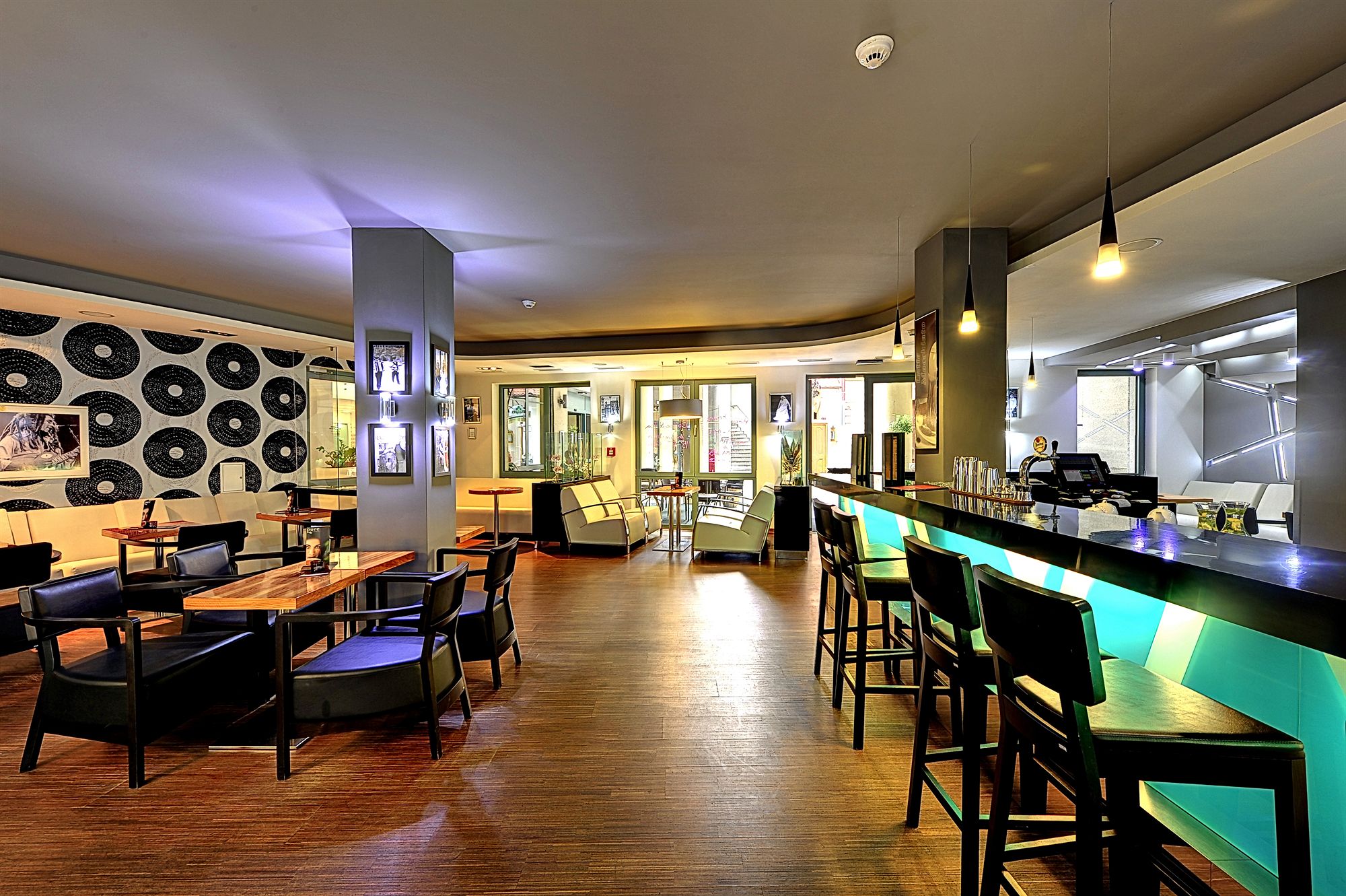 Фото St. Joseph Royal Regent