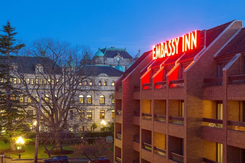 Гостиница Embassy Inn в Виктории