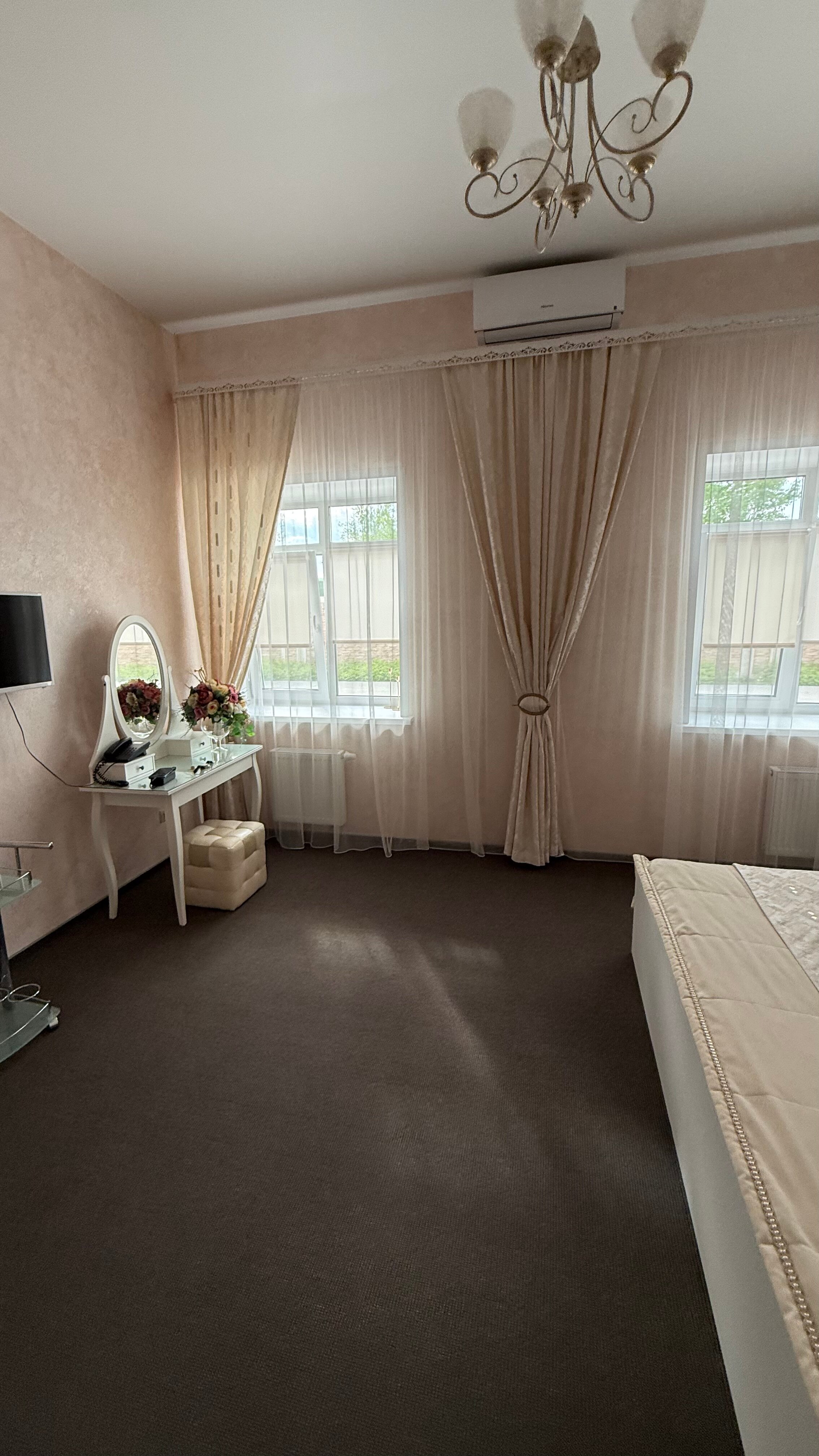 Фото Континент