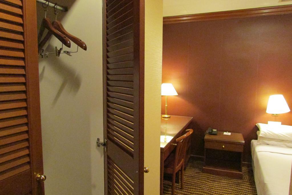 Фото Oxford Hotel
