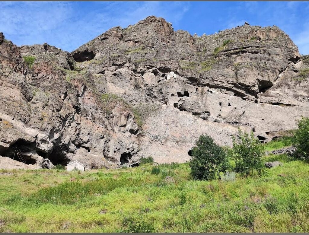 Monastery, convent, abbey Пещерный монастырь Ванис-Квабеби, Samtskhe‑Javakheti, photo