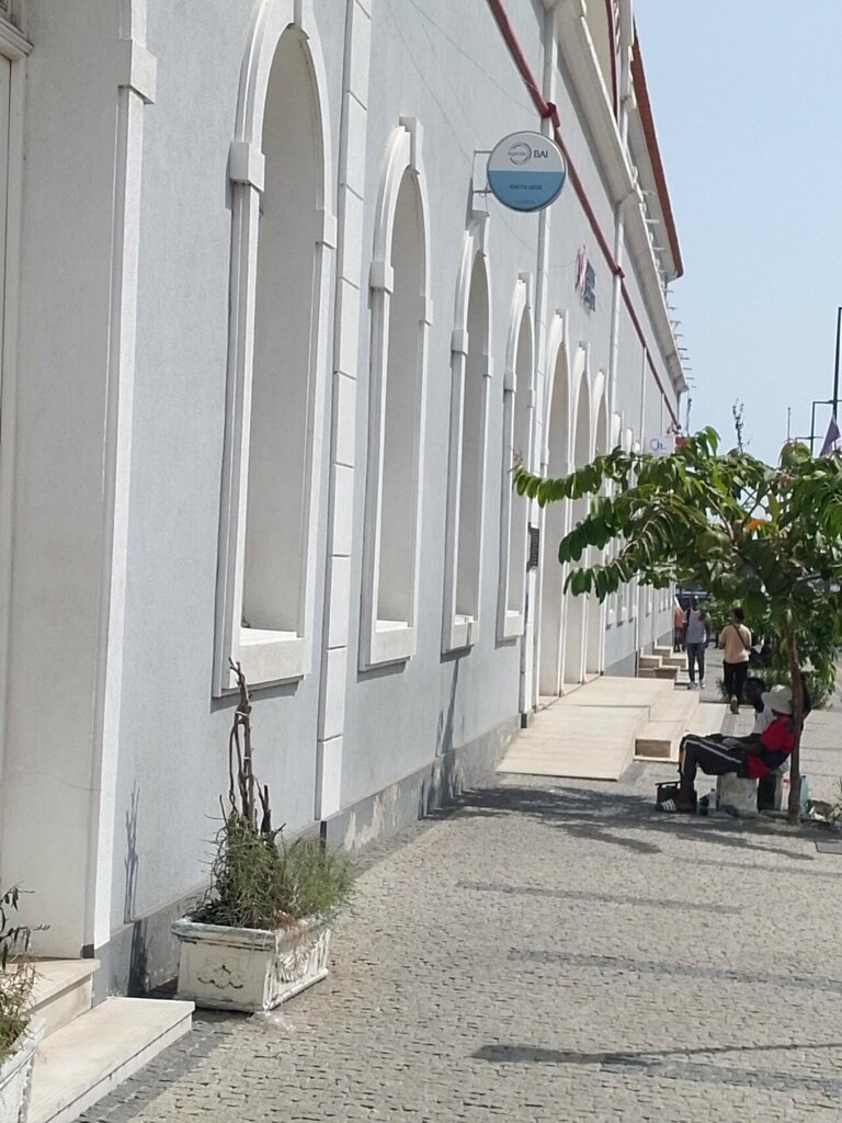 Paying agent Encta sede, Loanda, photo