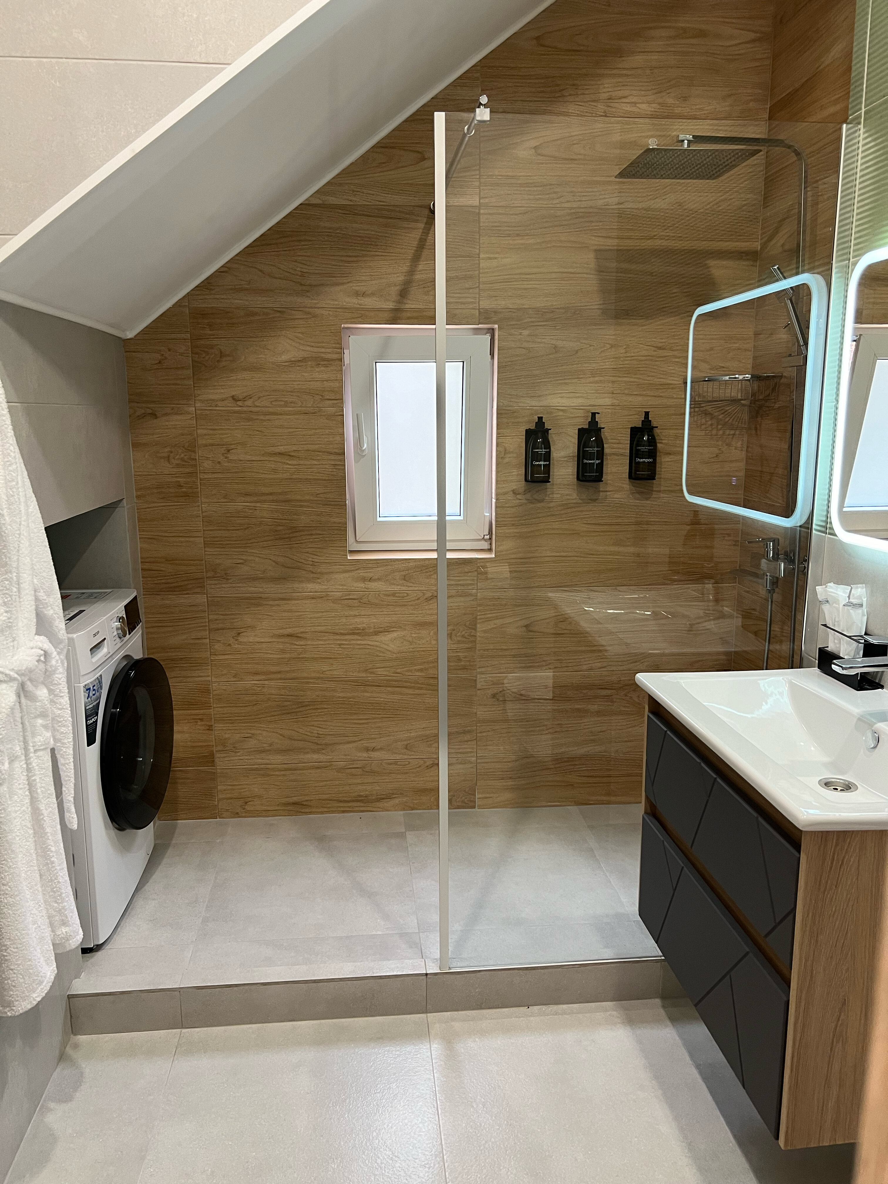 Фото Silver Snow