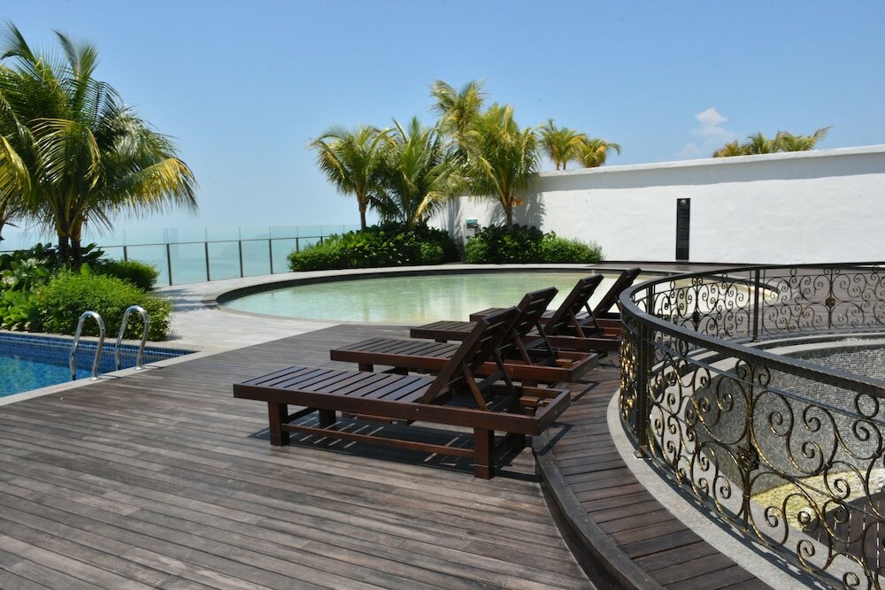 Фото Silverscape Family Studio Suite