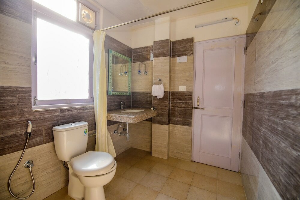 Фото Oyo 24074 Hotel Touchwood Shubh Dev