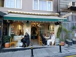 Halef (İstanbul, Şişli, Teşvikiye Mah., Osman F. Seden Sok., 4A), confitería