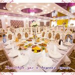 Zhar zhar (B. Zhumaniyazov Street, 7А), salón de banquetes