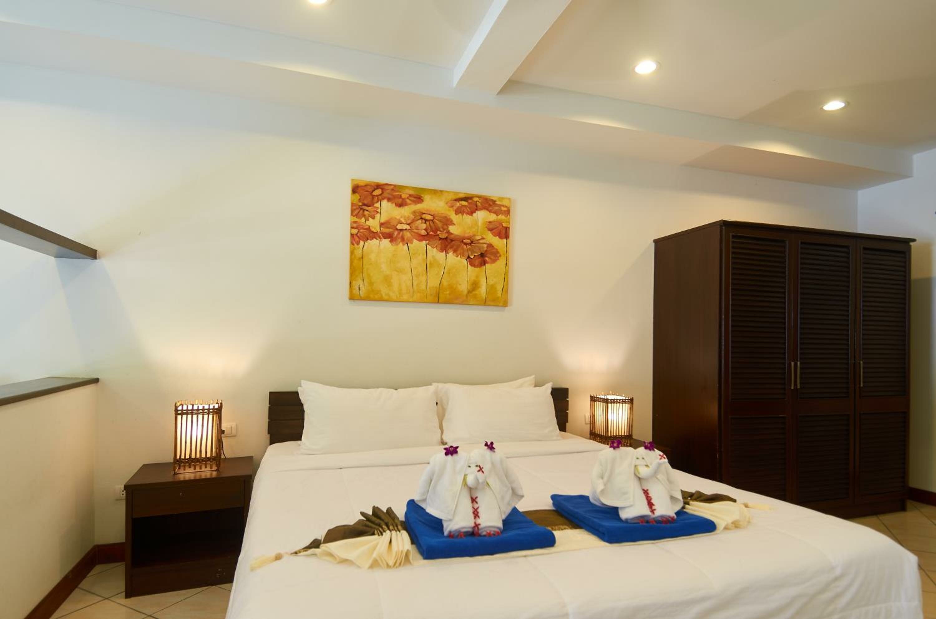 Фото Phuket Riviera Villas