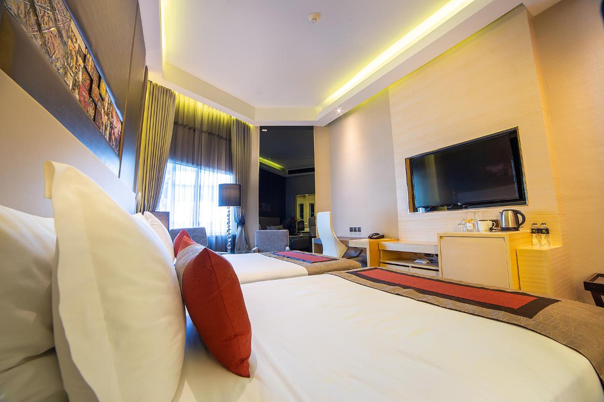 Фото Graceland Hotel Bangkok