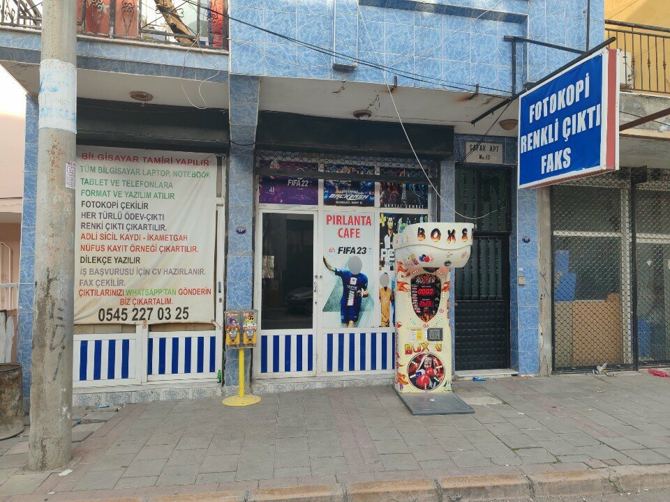 Internet cafe Pirlanta Cafe, Izmir, photo