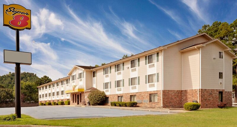 Гостиница Super 8 by Wyndham Fayetteville в Файетвилле