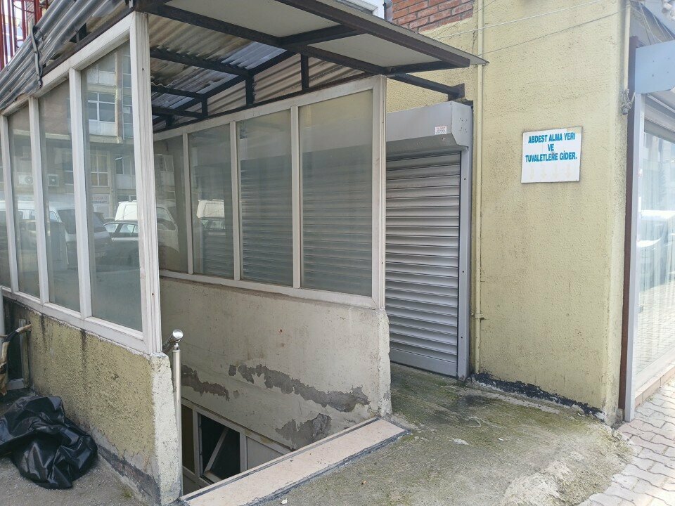 Mosque Fountain and Toilet, Istanbul, photo