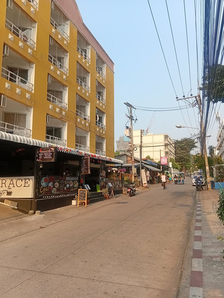 Hotel Sugar Palm Place, Pattaya, photo