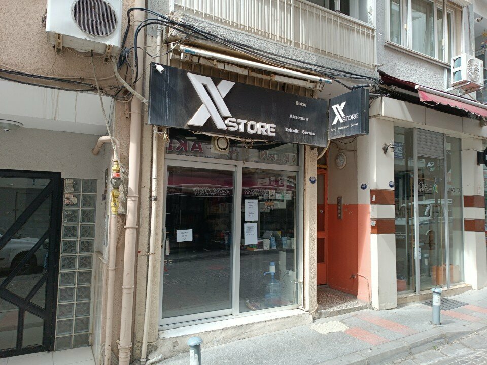 Items for mobile phones X Store, Izmir, photo